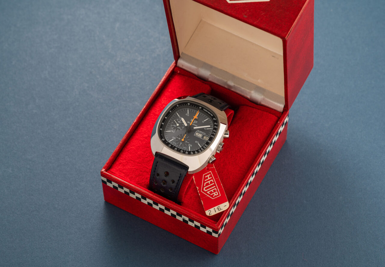 NOS Heuer Silverstone Chronograph 510.403 - Image 9